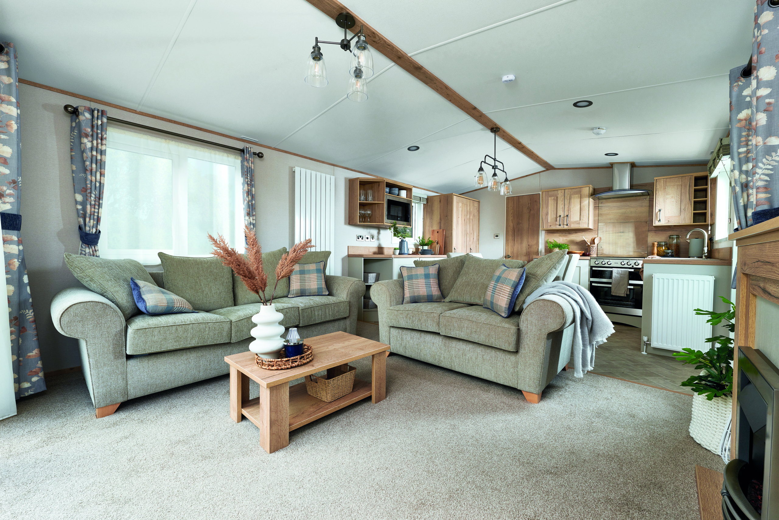 ABI_WINDERMERE_LOUNGE_DINING_KITCHEN_2403